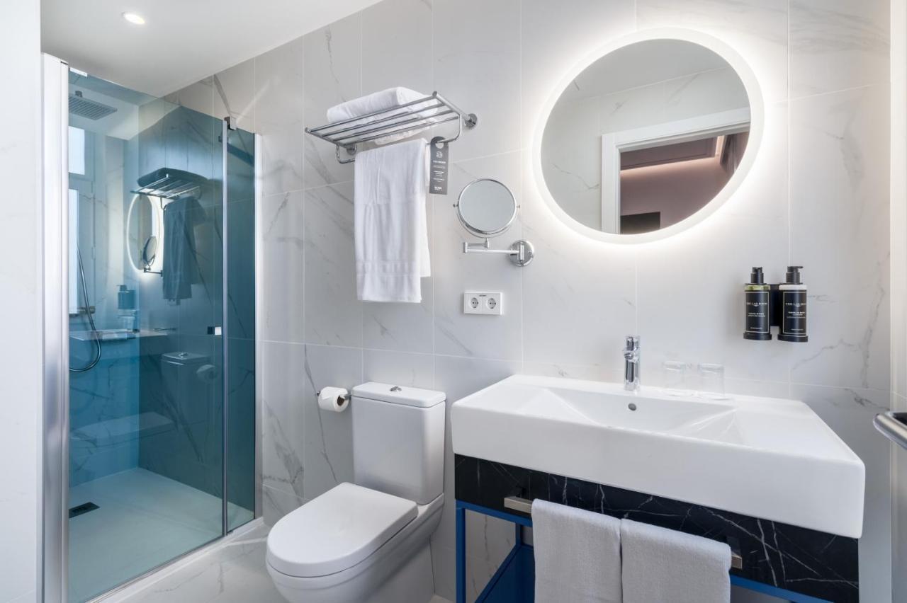 Ikonik Gran Via Hotel Madrid Luaran gambar