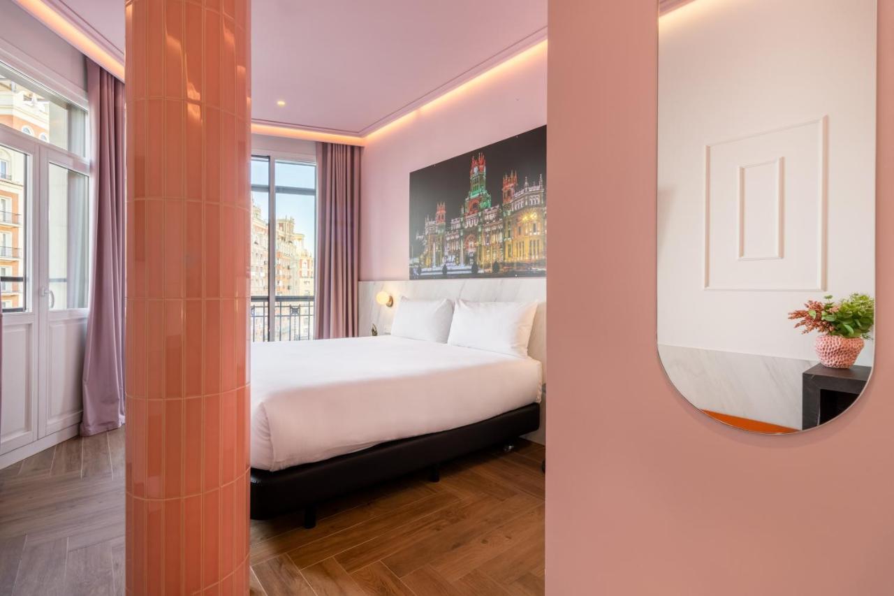 Ikonik Gran Via Hotel Madrid Luaran gambar
