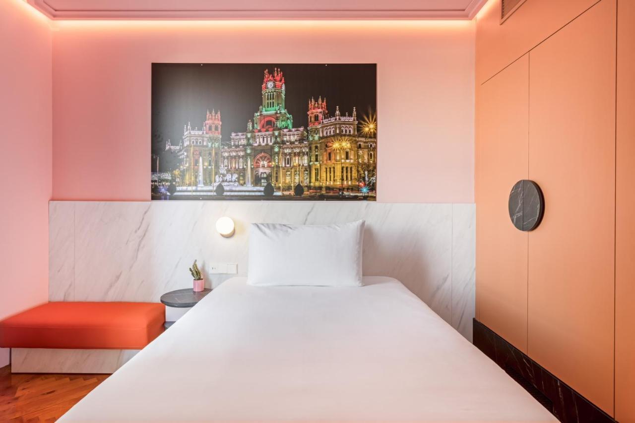 Ikonik Gran Via Hotel Madrid Luaran gambar