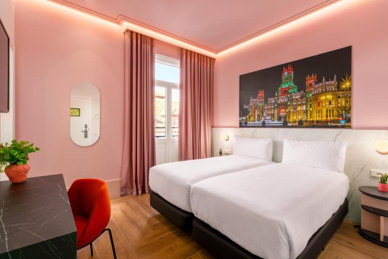 Ikonik Gran Via Hotel Madrid Luaran gambar